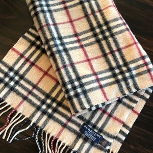 Women’s Vintage Burberry Scarf